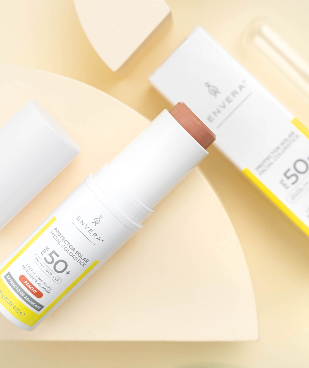 Protector Solar en barra con color (Peachy) FPS 50+ UVA/UVB, PA++++ (Barra de color para mejillas, párpados y labios)